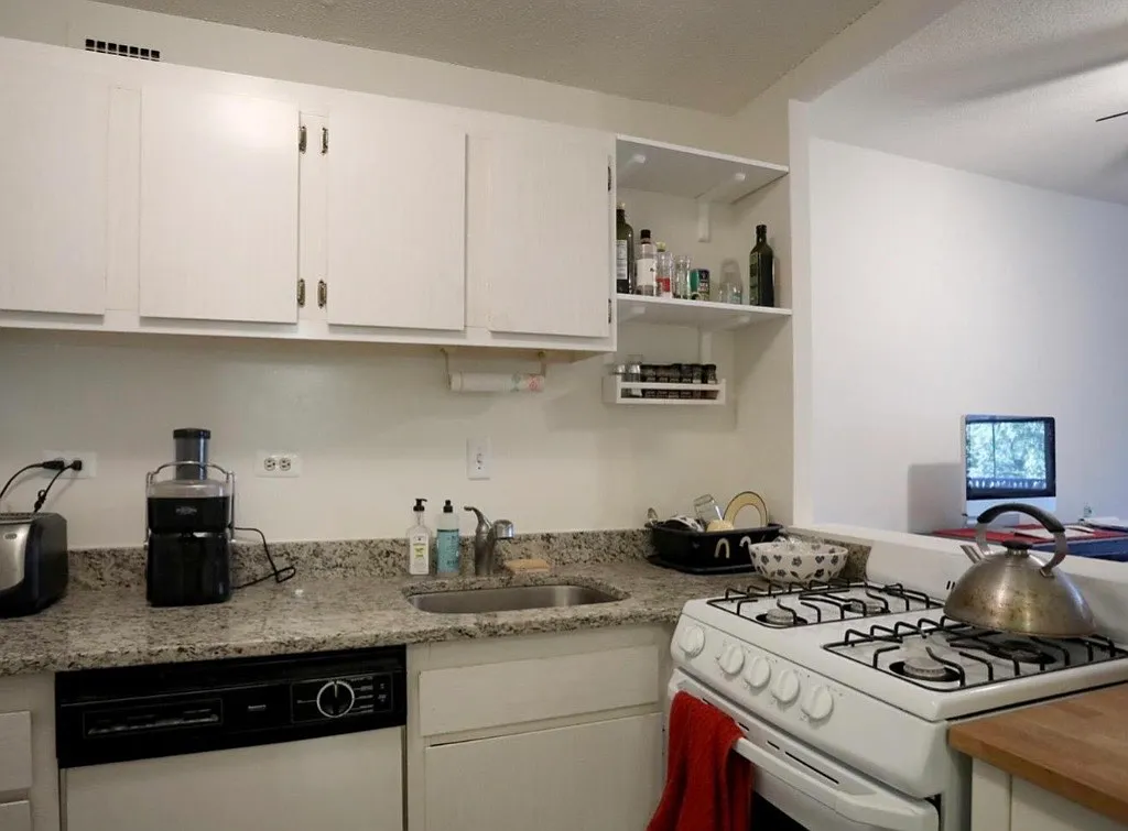 Studio, 480 sqft, $1,650 — Photo 2
