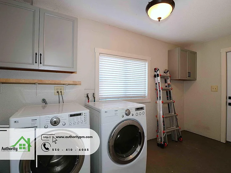 3457 Charles St — Photo 22