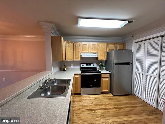 4th image of 501 Garrison Woods Dr APT 302