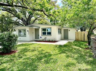 1570 23rd St, Sarasota, FL 34234