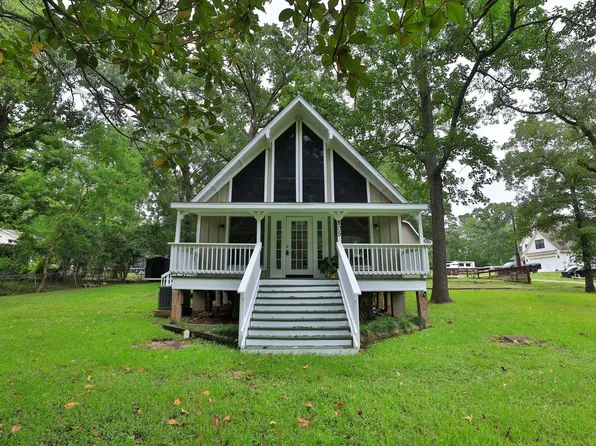805 Saint Lawrence River Rd, Montgomery, TX 77316