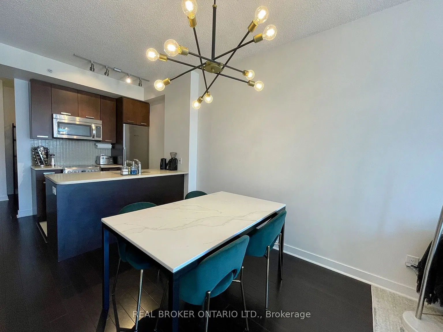 2 bed, $2,850 — Photo 3