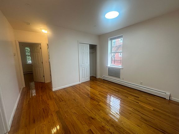 3rd image of 96 28th Ave #3