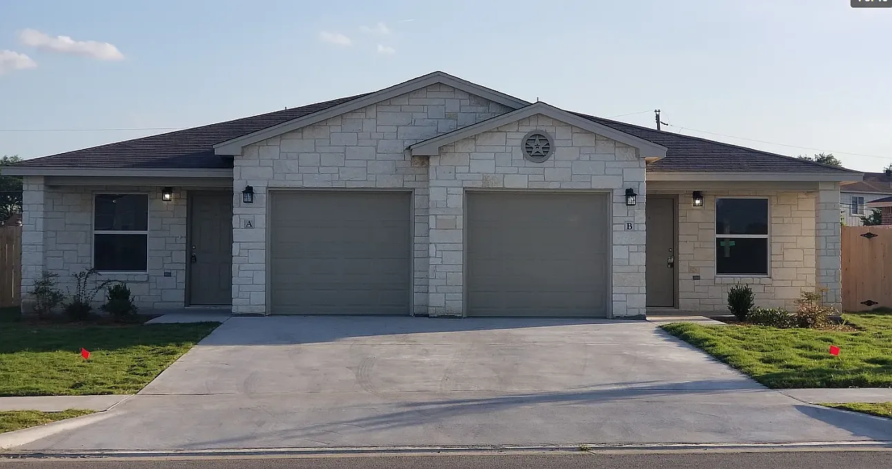 3 bed, 1325 sqft, $1,350 — Photo 1