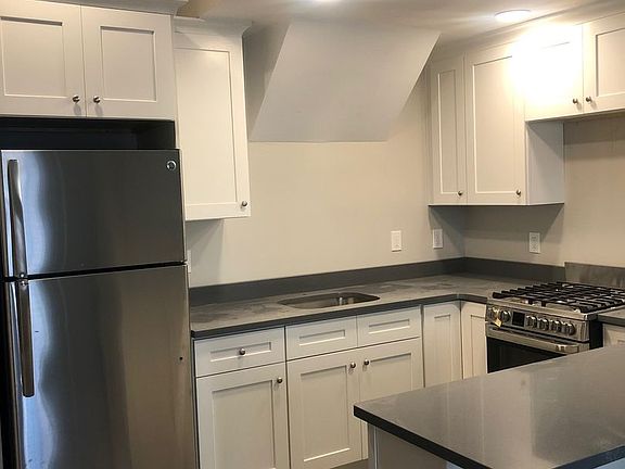 4th image of 509 S 22nd St #1