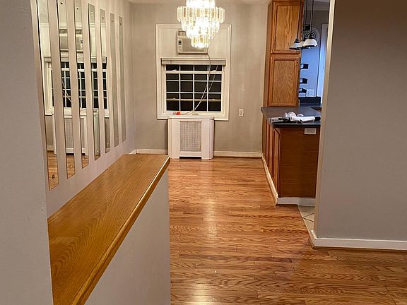 2nd image of 5104 Columbia Pike