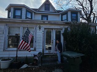 951 New London Rd, Newark, DE 19711