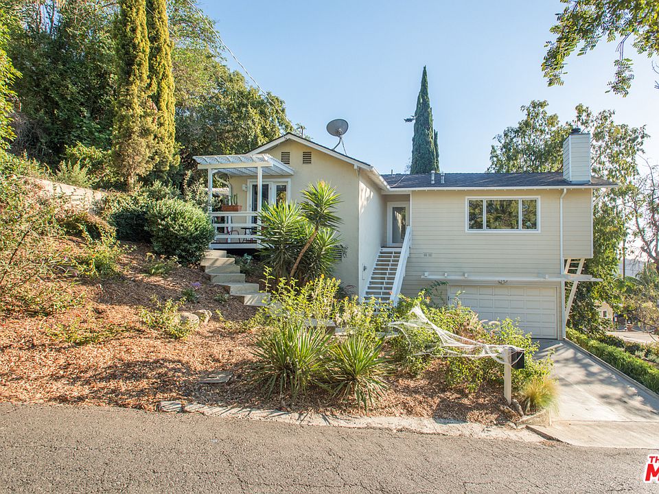 1st image of 1740 Burnell Dr