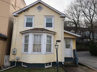122 Broadway, Norwich, CT 06360