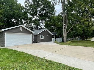 1015 Franklin Ave, Normal, IL 61761