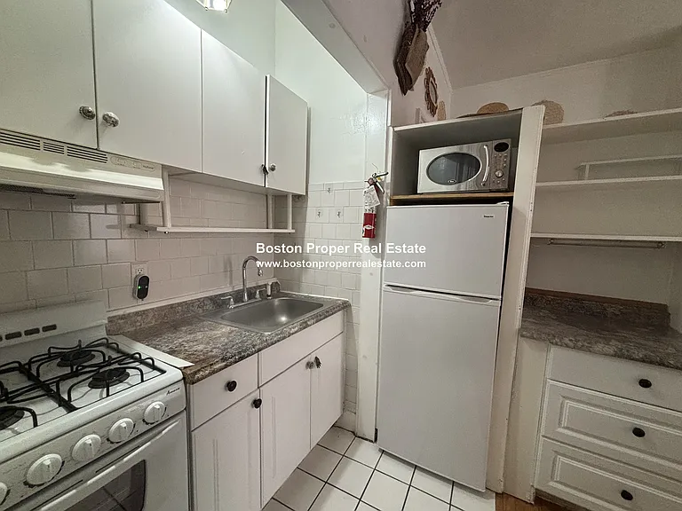 109 Dartmouth St #19 — Photo 6