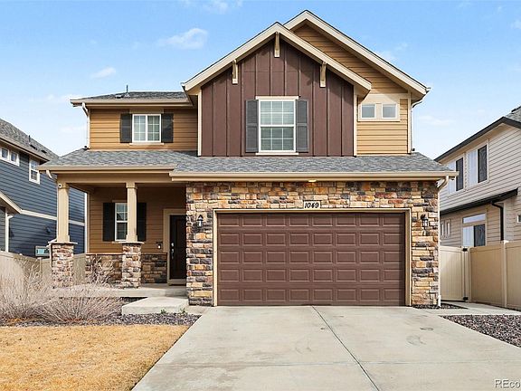 2nd image of 1049 Larkspur Drive