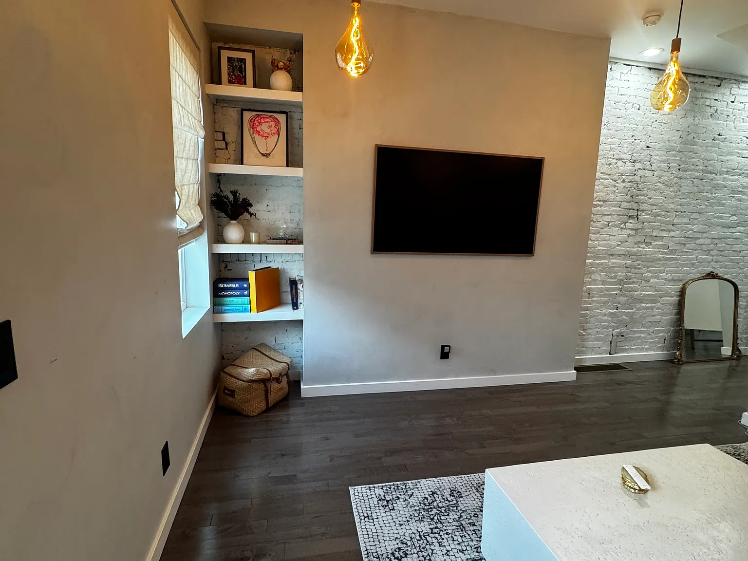 3 bed, 2.5 bath, 1556 sqft, $4,000 — Photo 4