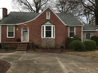 2711 Providence Rd, Charlotte, NC 28211