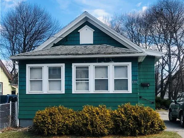 320 4th St, Rochester, NY 14605