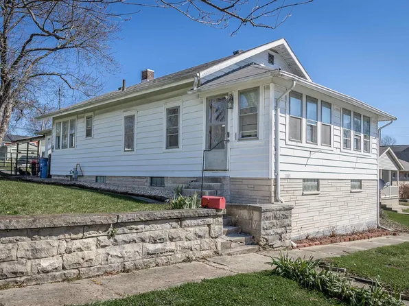 2019 13th St, Bedford, IN 47421