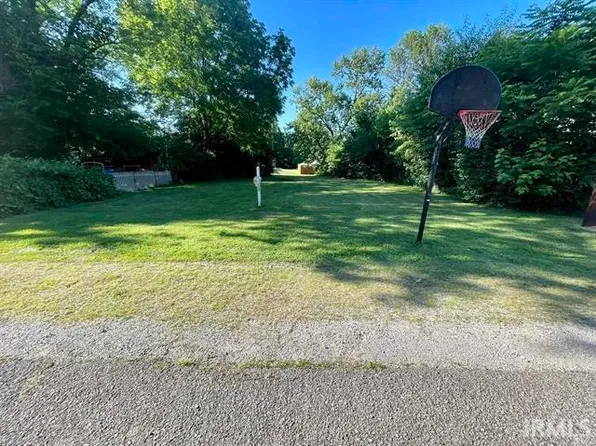 1611 Uhlhorn St, Evansville, IN 47710