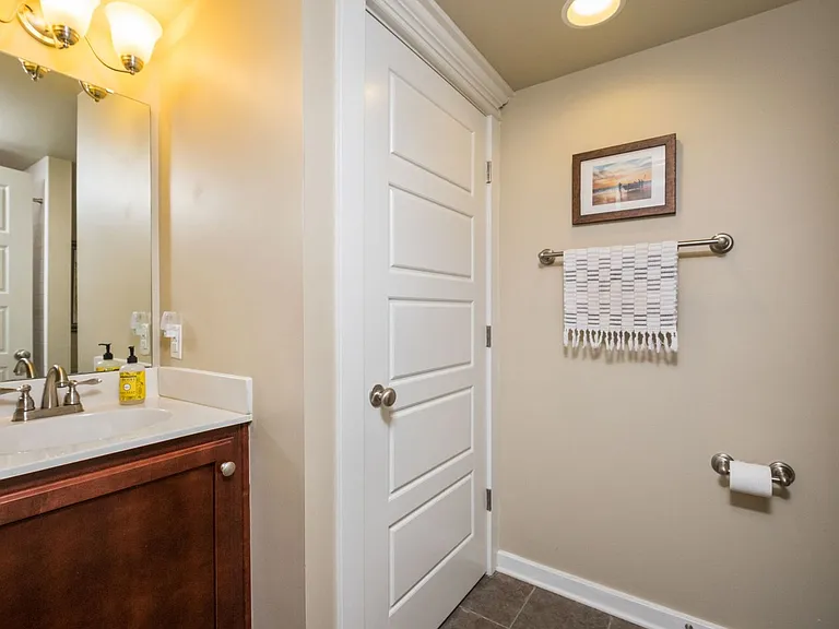 2048 Avinity Loop — Photo 29
