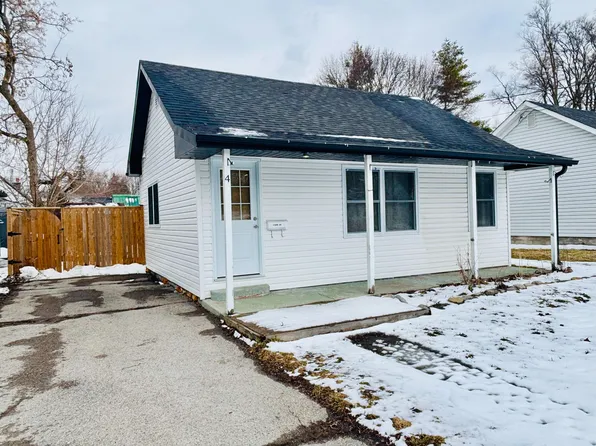 4 Weeks Ave, Quinte West, ON K8V 1X5