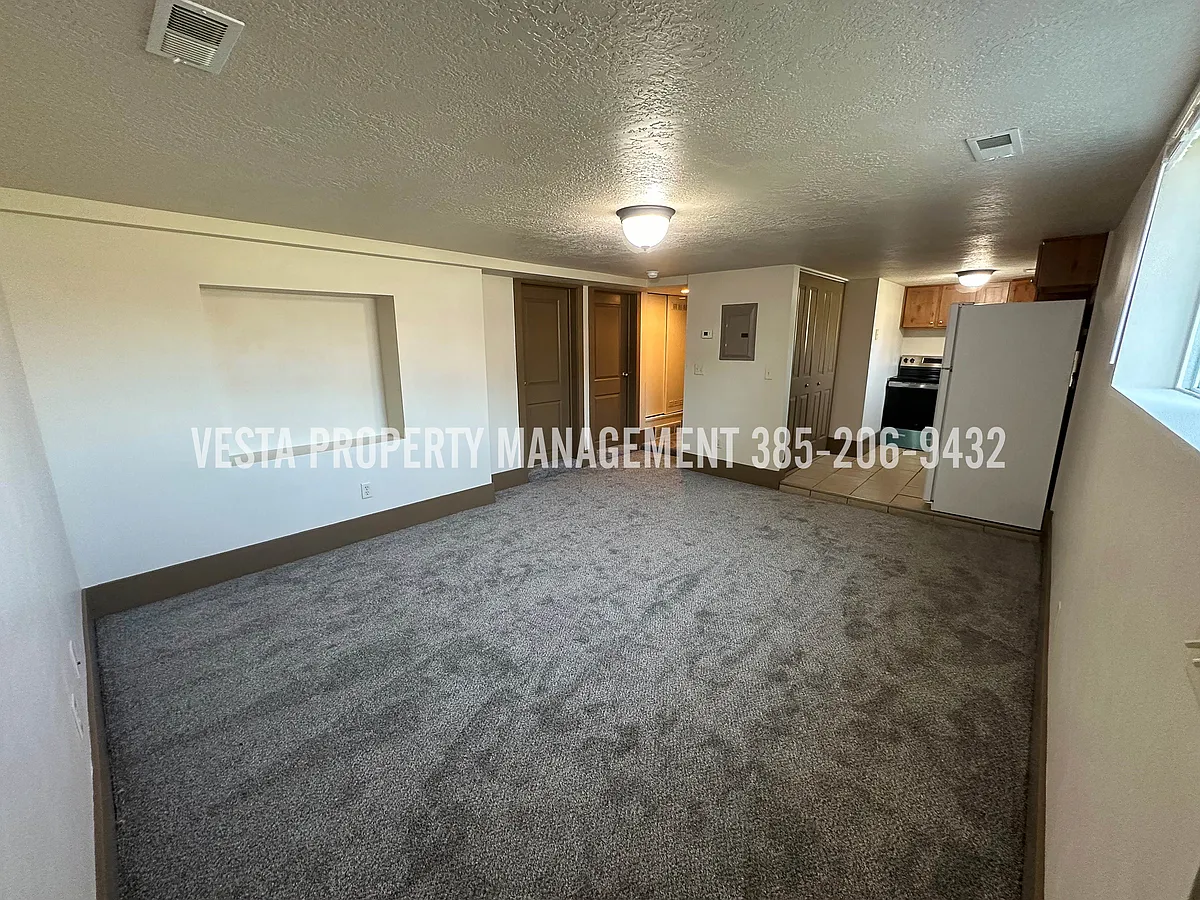 Building Photo - 2201 Jefferson Ave #D