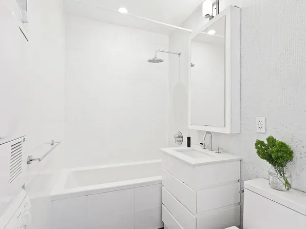 65 North 6th Street image 7 of 8