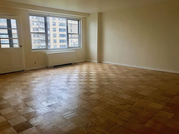 2nd image of 225 Saint Pauls Ave APT 9G