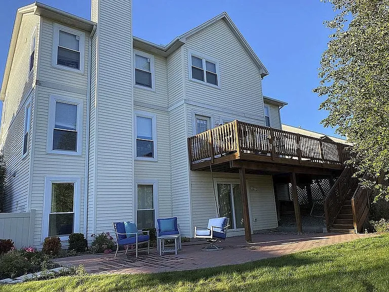 3047 Green Valley Dr — Photo 22