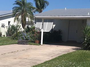 88 Aqua Ra Dr, Jensen Beach, FL 34957
