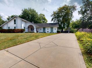 611 Sun Valley Ct, Indianapolis, IN 46217