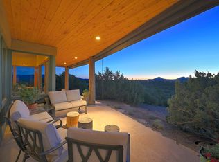 25 Shawnodese, Santa Fe, NM 87508