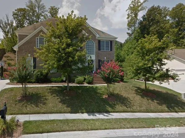 9857 Legolas Ln, Charlotte, NC 28269