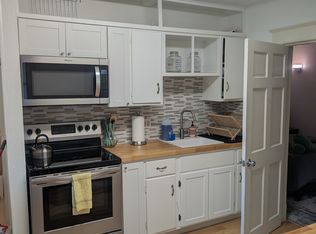 392 Saint Paul St #1, Burlington, VT 05401