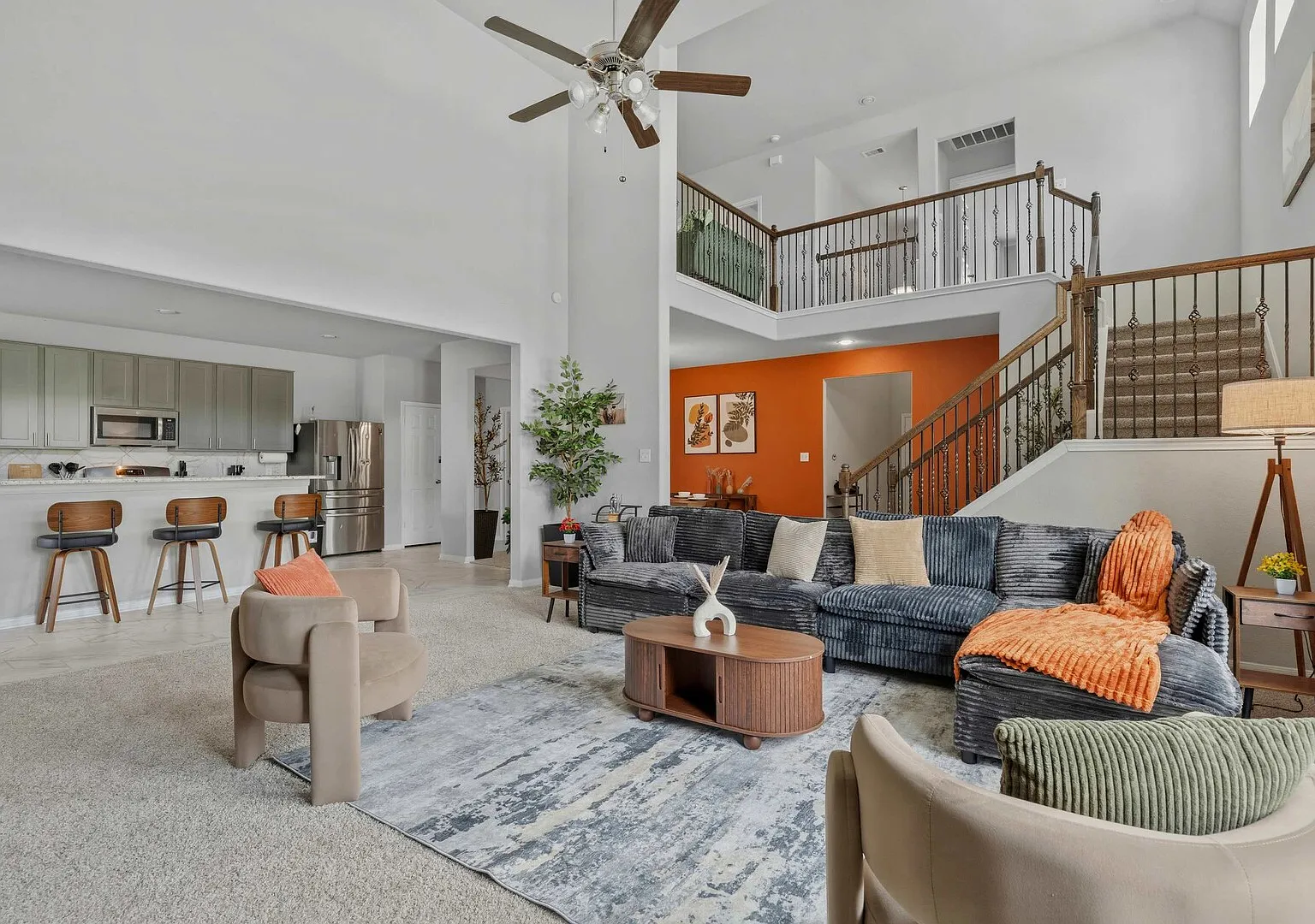 Luxe 5br House | Sleeps 15 | 1gb| Wd | Katy Mills — Photo 1