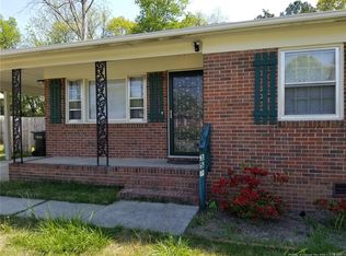 352 Longhorn Dr, Fayetteville, NC 28303
