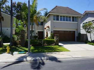 12 Holly St, Irvine, CA 92612