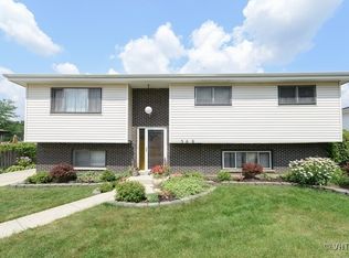 368 W Park Ave, Addison, IL 60101