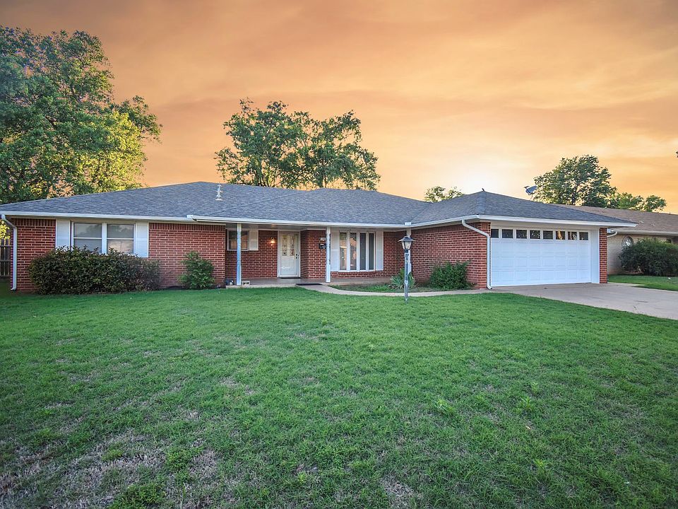 1st image of 105 Mockingbird Ln