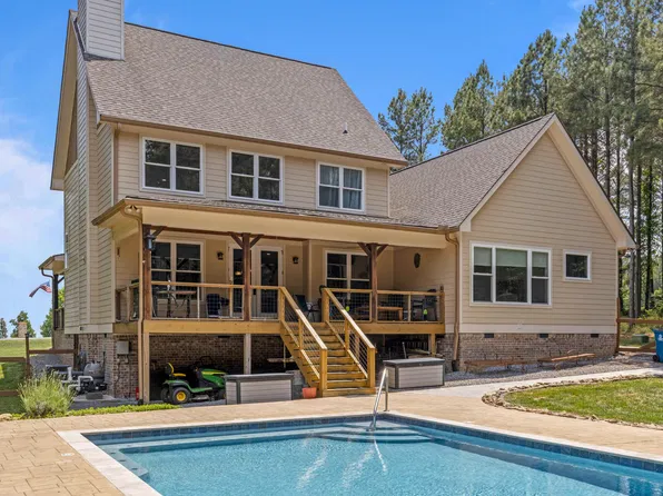 2485 River Bluffs Dr, Jasper, TN 37347