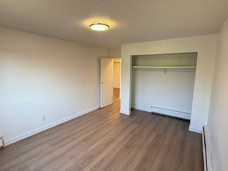 79 Castleridge Dr NE — Photo 33