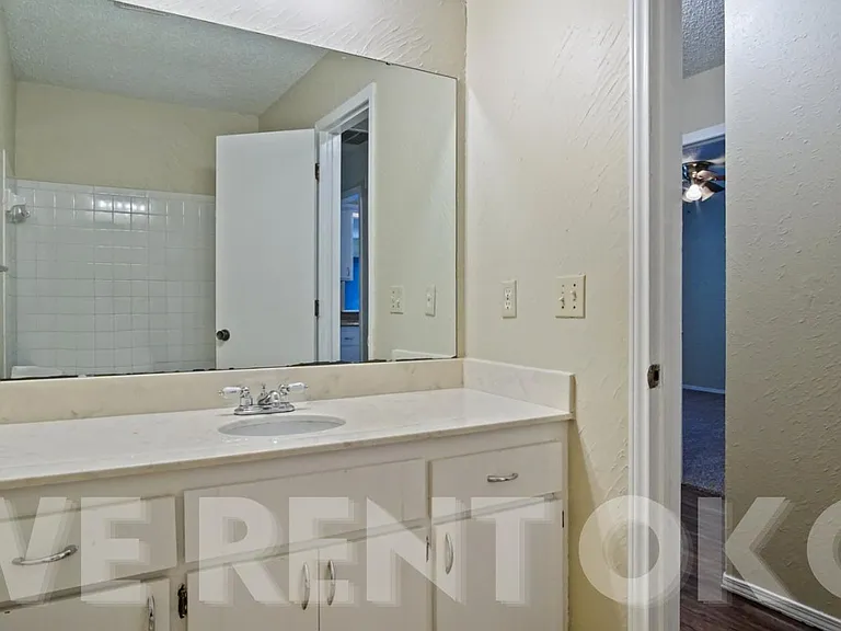 6415 N Peniel Ave — Photo 19