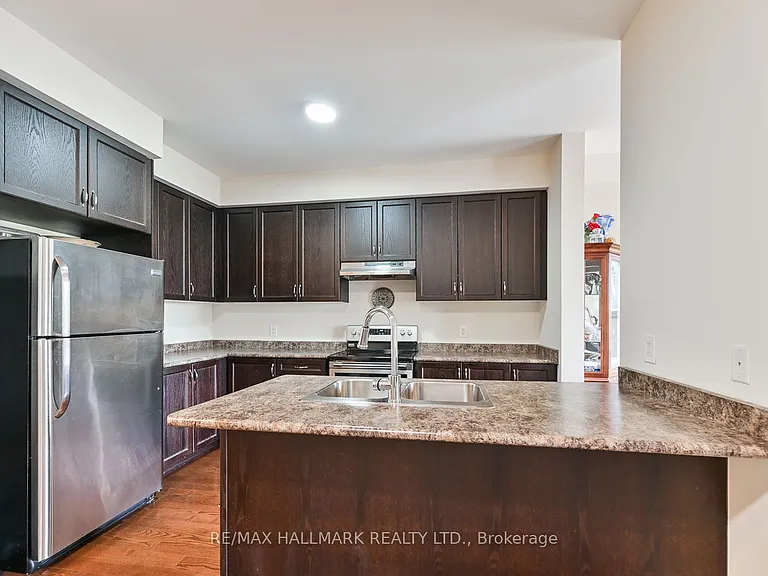 41 Anchusa Dr — Photo 14