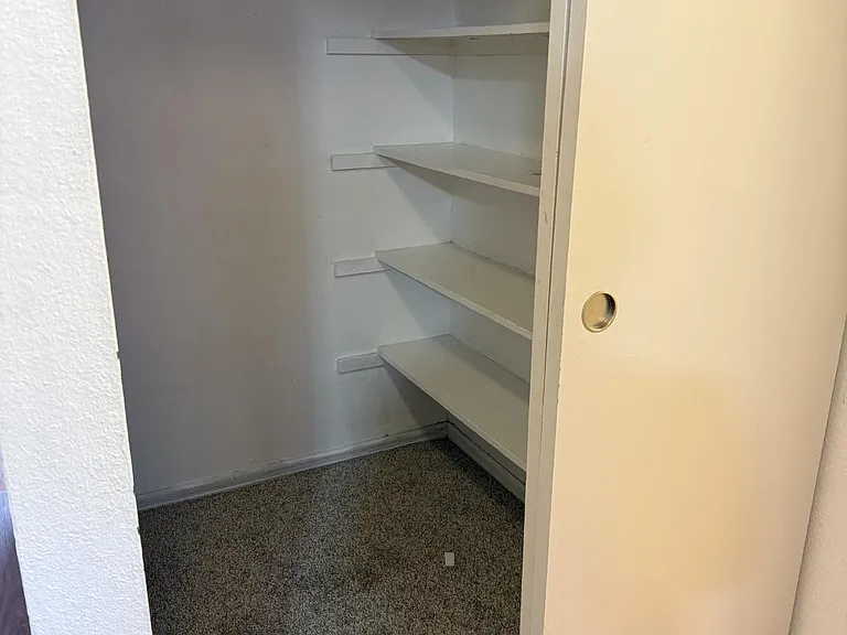 1230 Winona Ct #7 — Photo 9