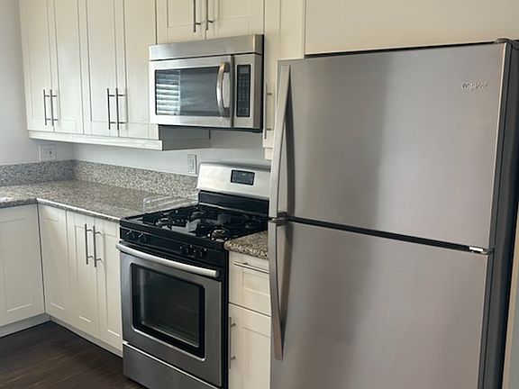 2nd image of 4345 Lowell St #1