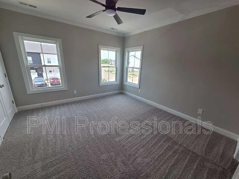 1403 Rebecca Johns Dr — Photo 10