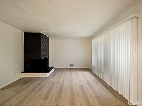 5th image of 8408 121st Street SW