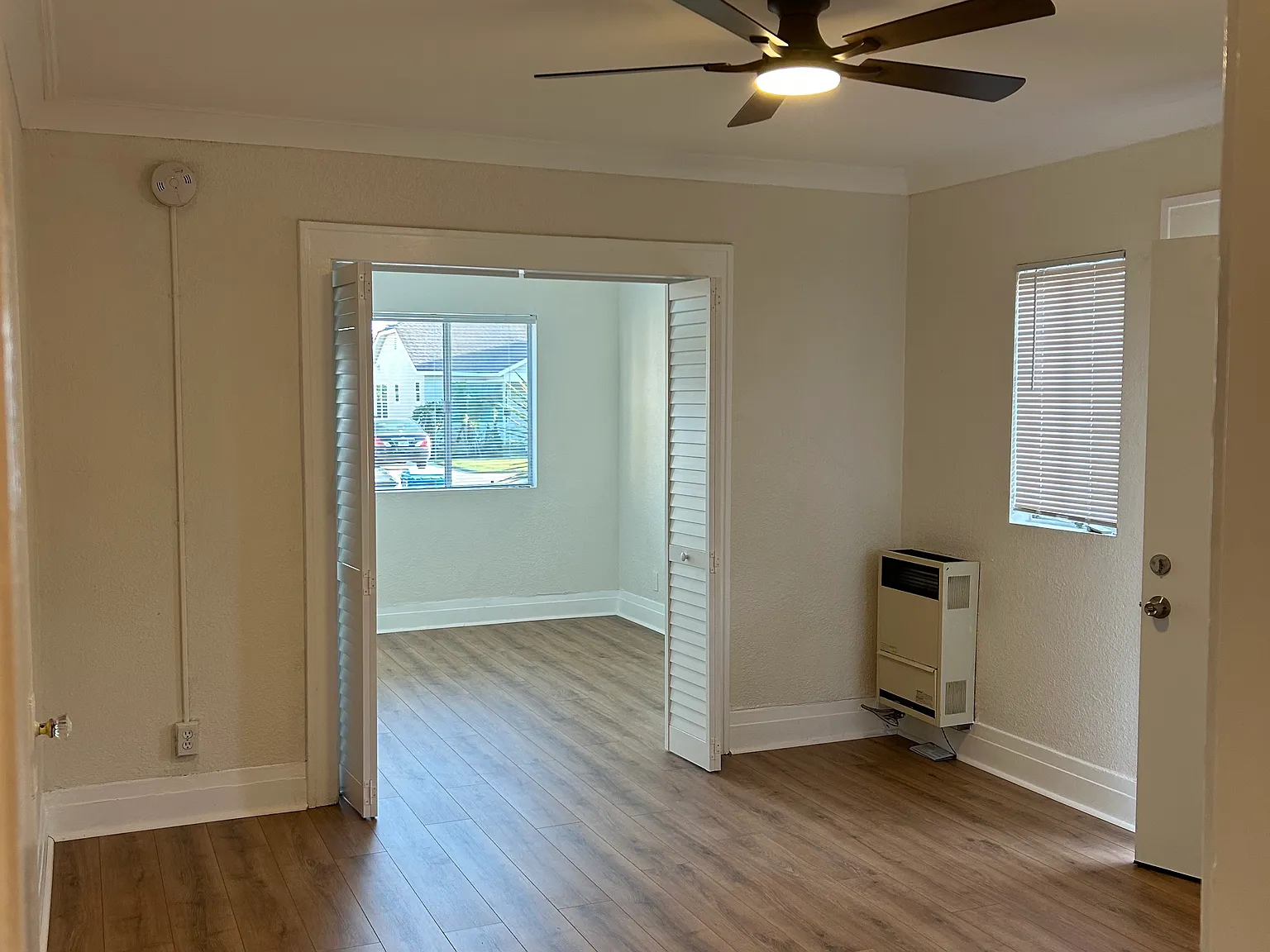 1 bed, 700 sqft, $1,950 — Photo 3