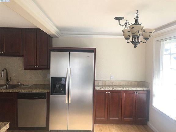 3rd image of 526 S 40th Ave #A