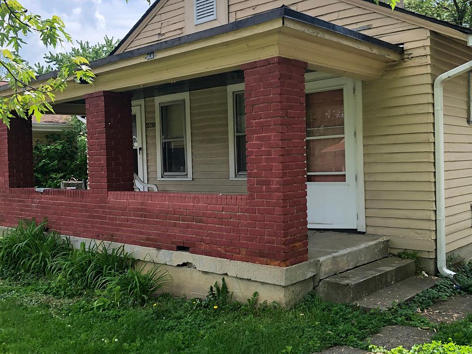1st image of 2738 Columbia Ave