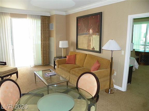 4th image of 135 W Harmon Ave #1921