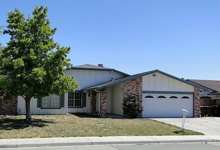 Single story, 2car garage